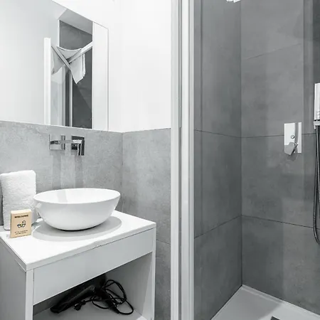 Apartamento Garibaldi Square - Cozy 1 Bdr Old Town
